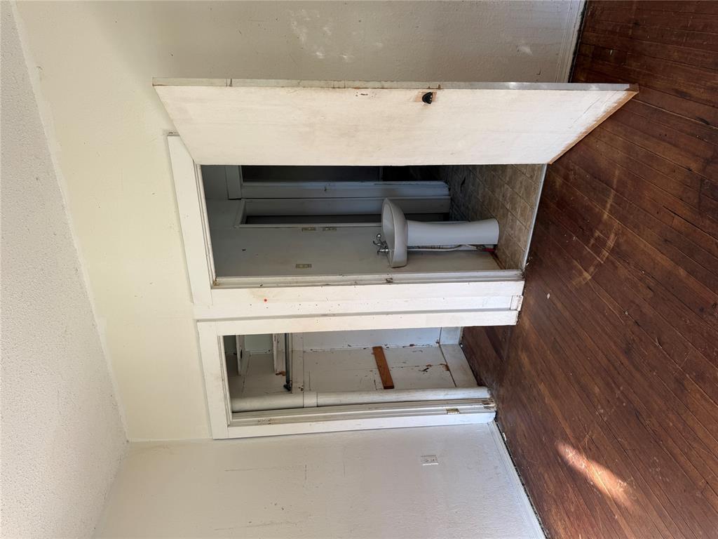 922 S Mekusukey Avenue Property Photo 16