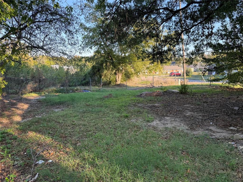 922 S Mekusukey Avenue Property Photo 22