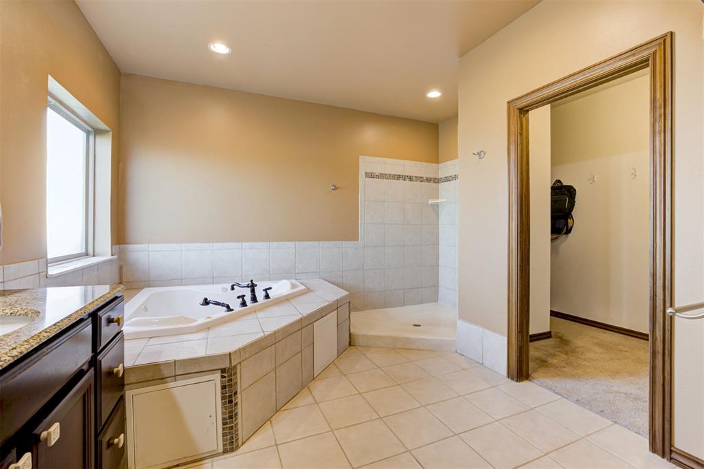 7421 High Meadows Lane Property Photo 24
