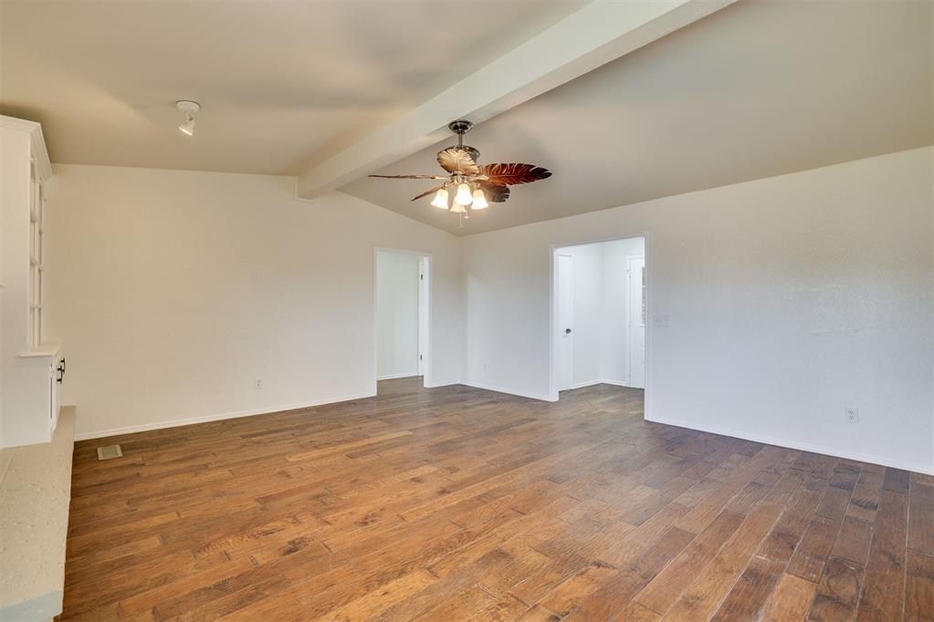 810 N Oak Branch Court Property Photo 9