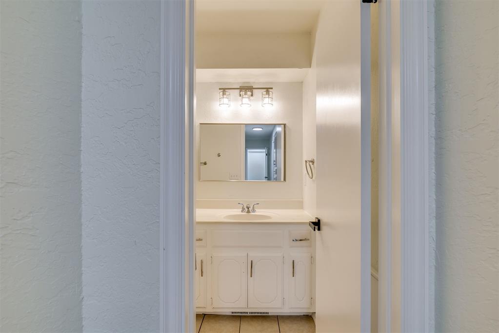 810 N Oak Branch Court Property Photo 30
