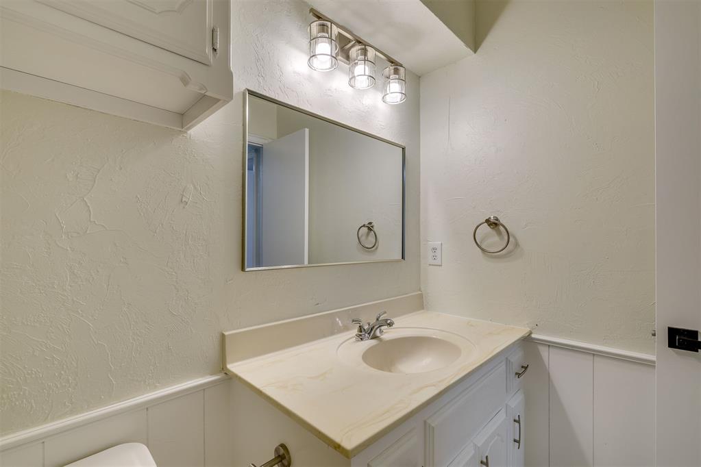 810 N Oak Branch Court Property Photo 32