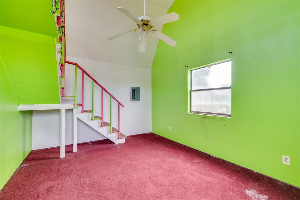 810 N Oak Branch Court Property Photo 45