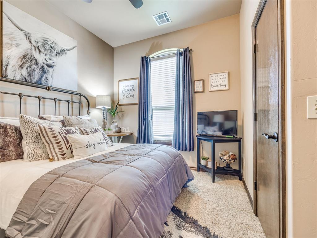 12405 Heathfield Lane Property Photo 4