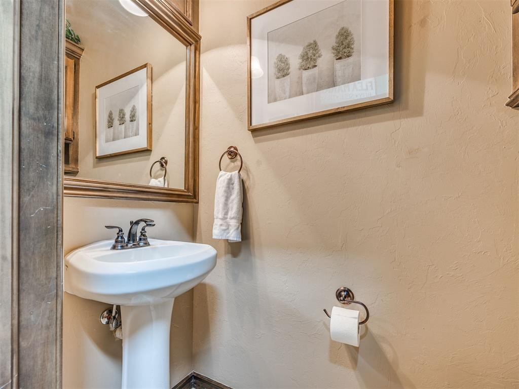 12405 Heathfield Lane Property Photo 32