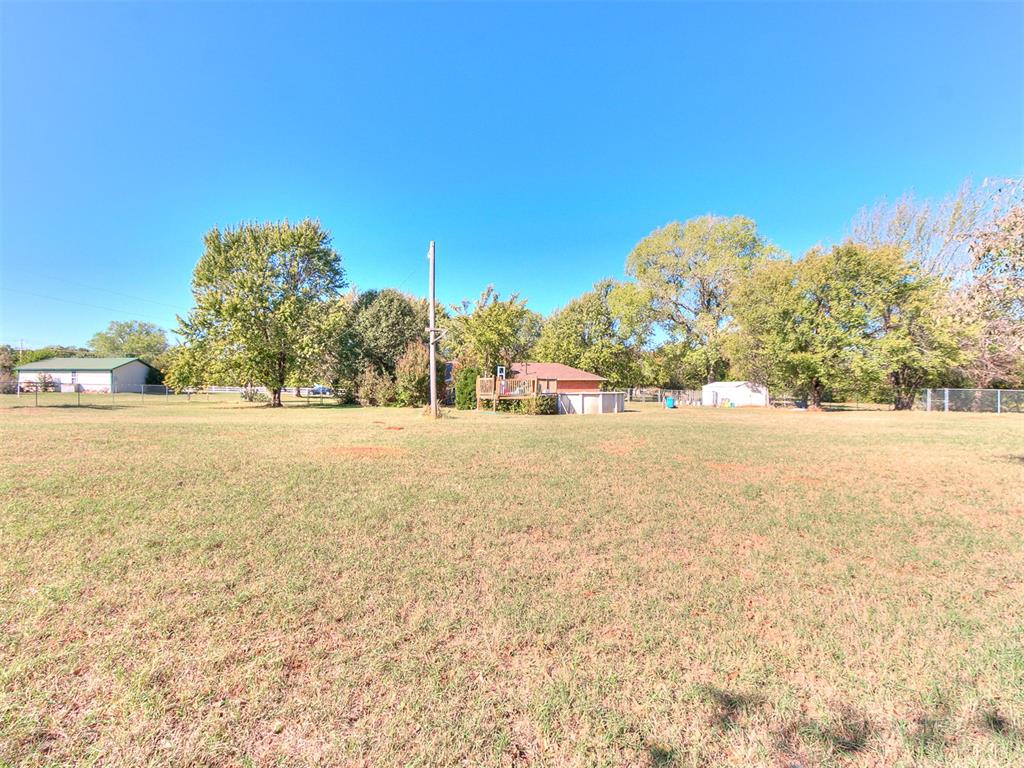 2630 N West Oaks Drive Property Photo 6