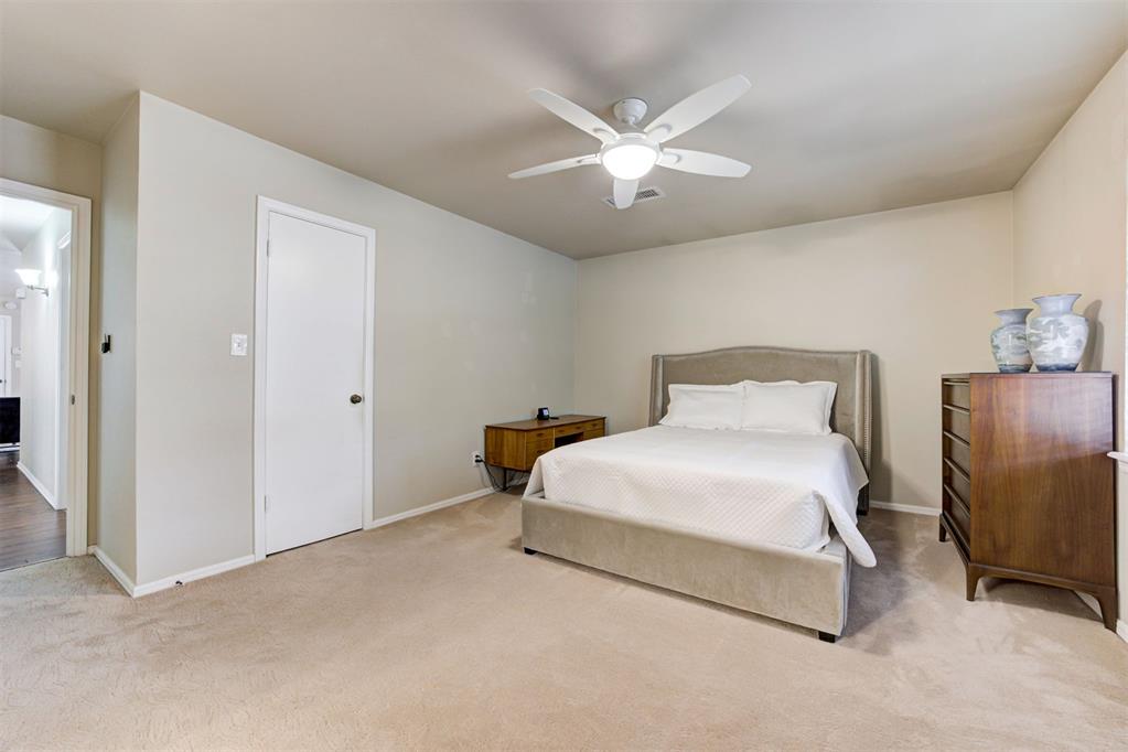 2525 Nw 62nd Street 202 Property Photo 17