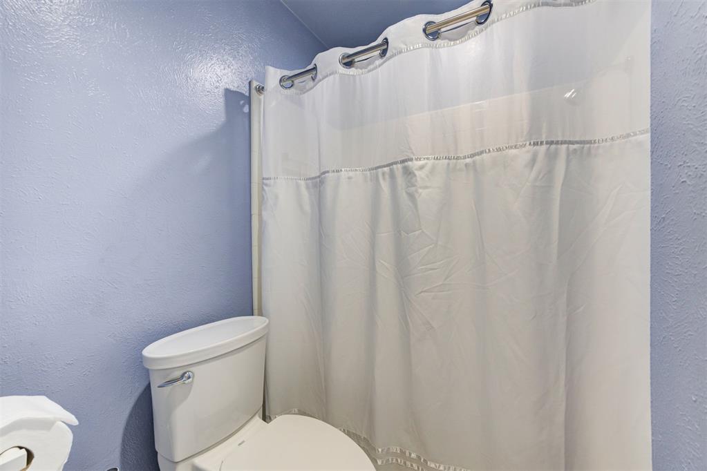 2525 Nw 62nd Street 202 Property Photo 22