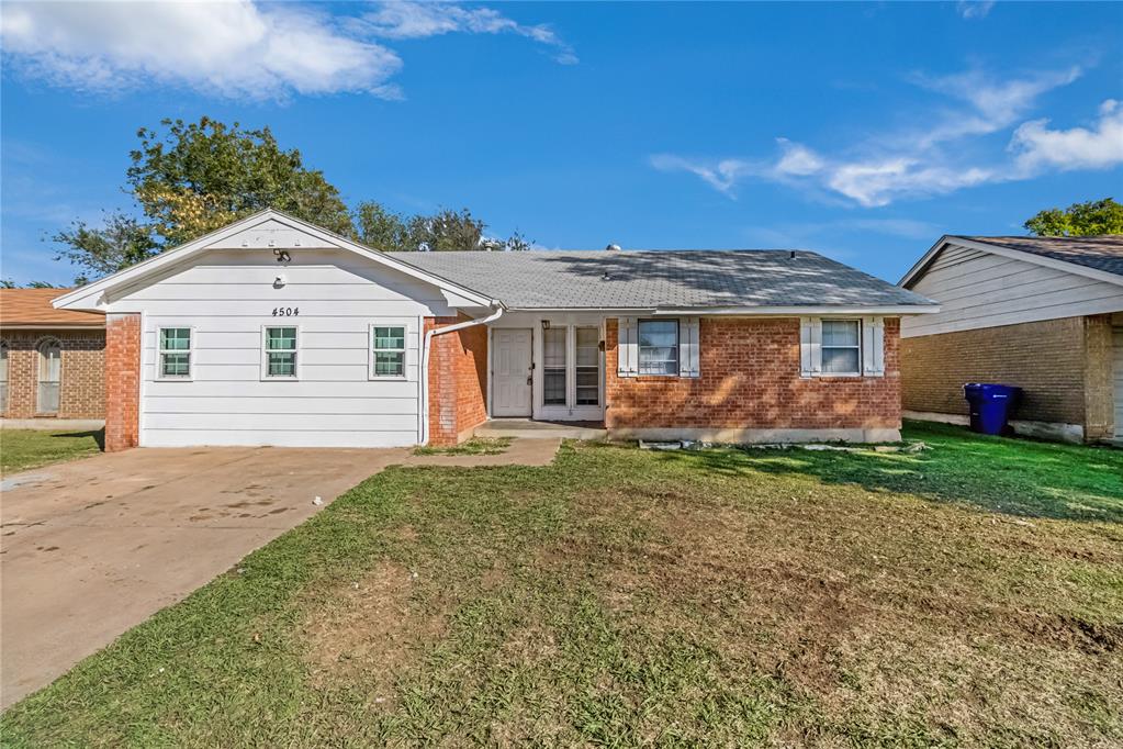 4504 Meadowpark Drive Property Photo 2