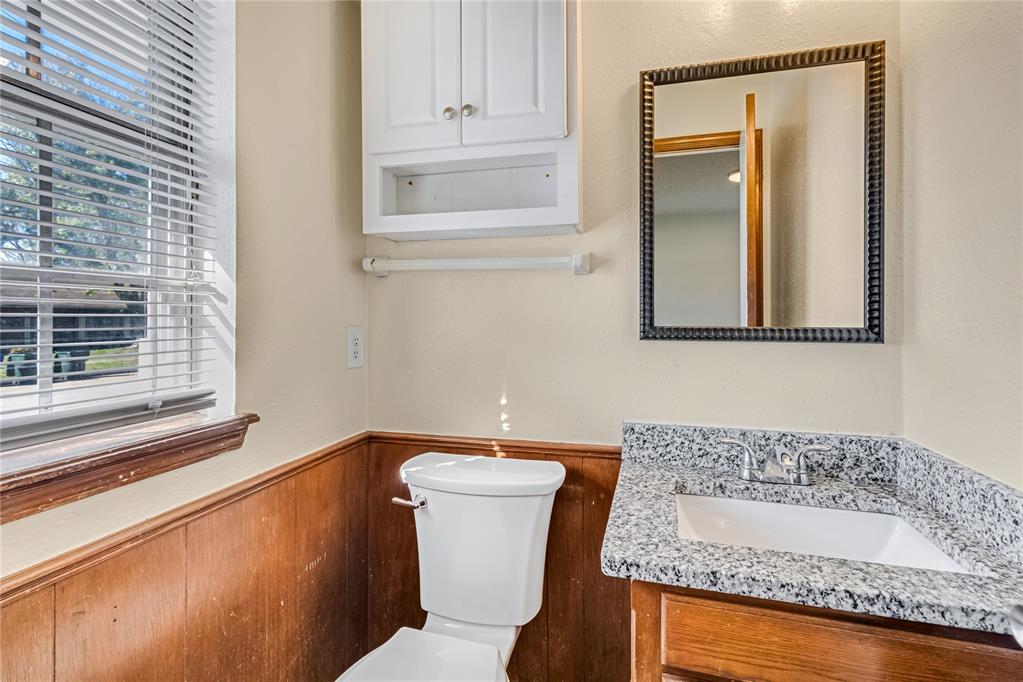4504 Meadowpark Drive Property Photo 16