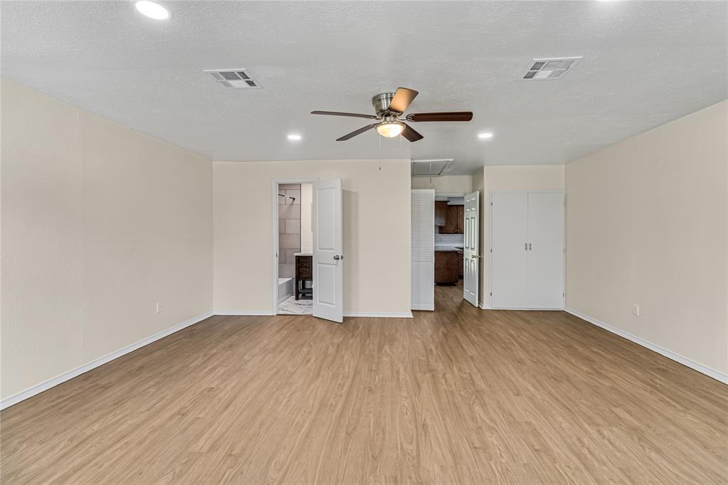 4504 Meadowpark Drive Property Photo 25