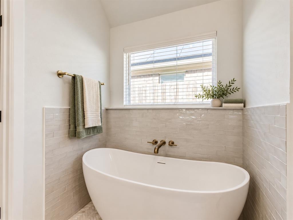 15908 Flint Drive Property Photo 37