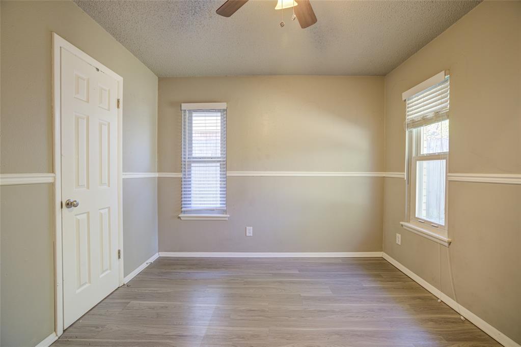9901 Essex Avenue Property Photo 19