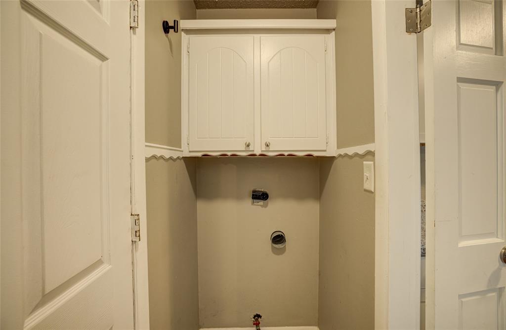 9901 Essex Avenue Property Photo 26