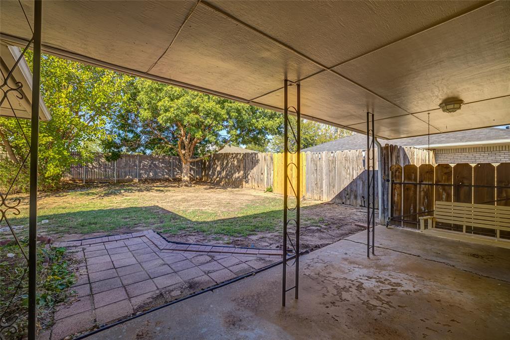9901 Essex Avenue Property Photo 31