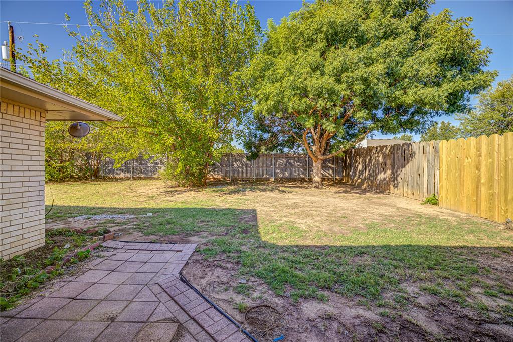 9901 Essex Avenue Property Photo 32