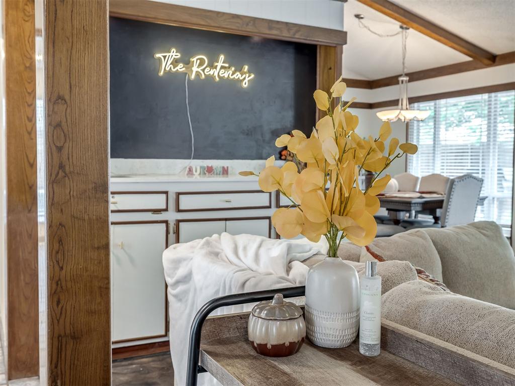12016 Robinwood Place Property Photo 5