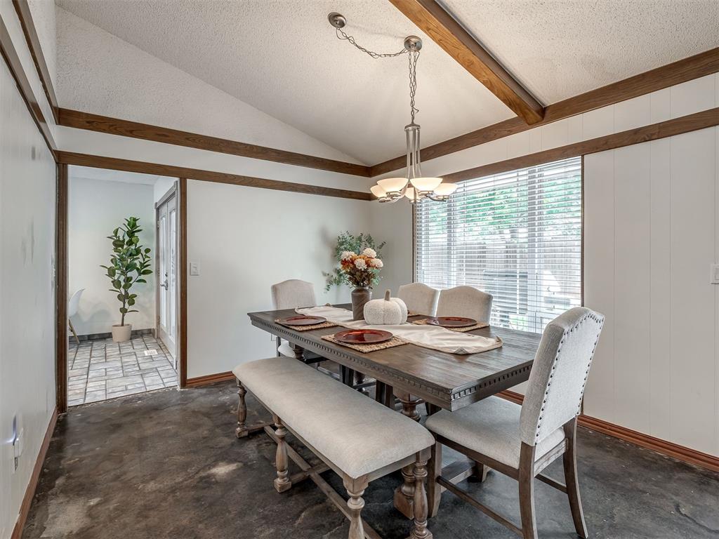 12016 Robinwood Place Property Photo 11