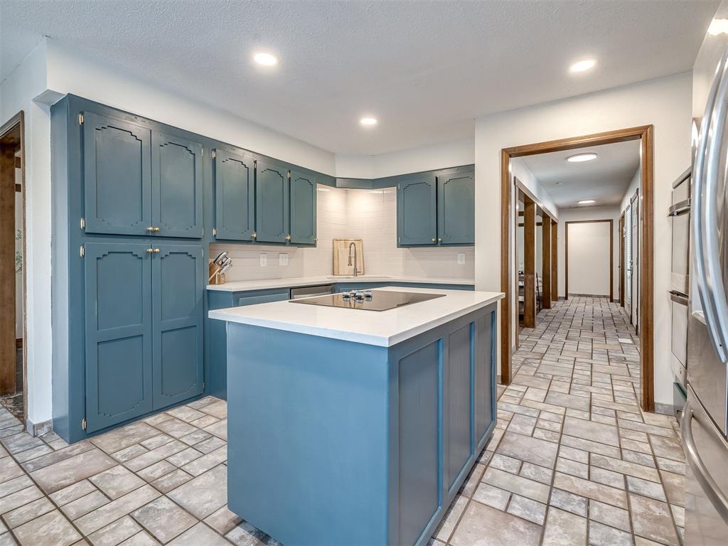 12016 Robinwood Place Property Photo 14