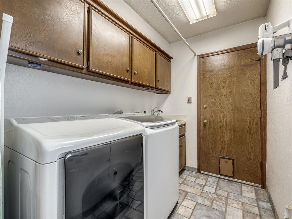 12016 Robinwood Place Property Photo 30