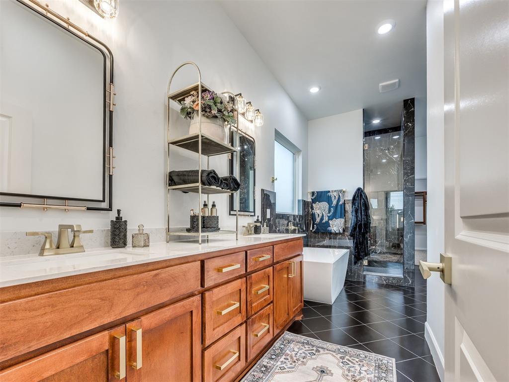 16100 Catalonia Place Property Photo 29