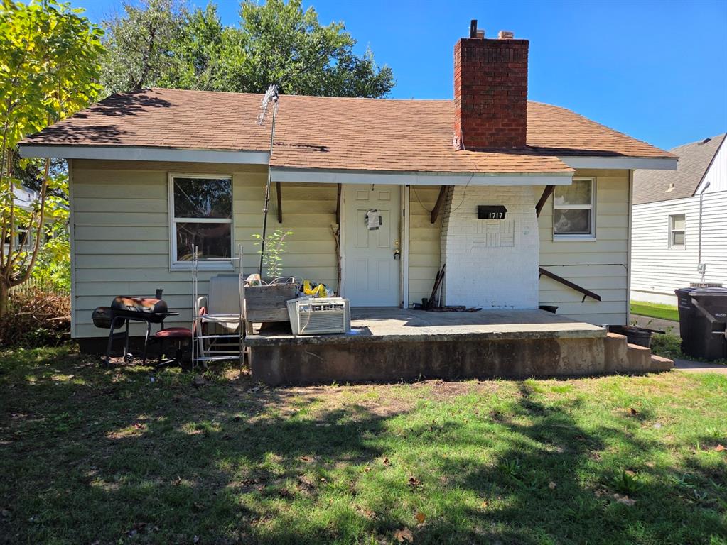 1717 S Keeler Avenue Property Photo 1
