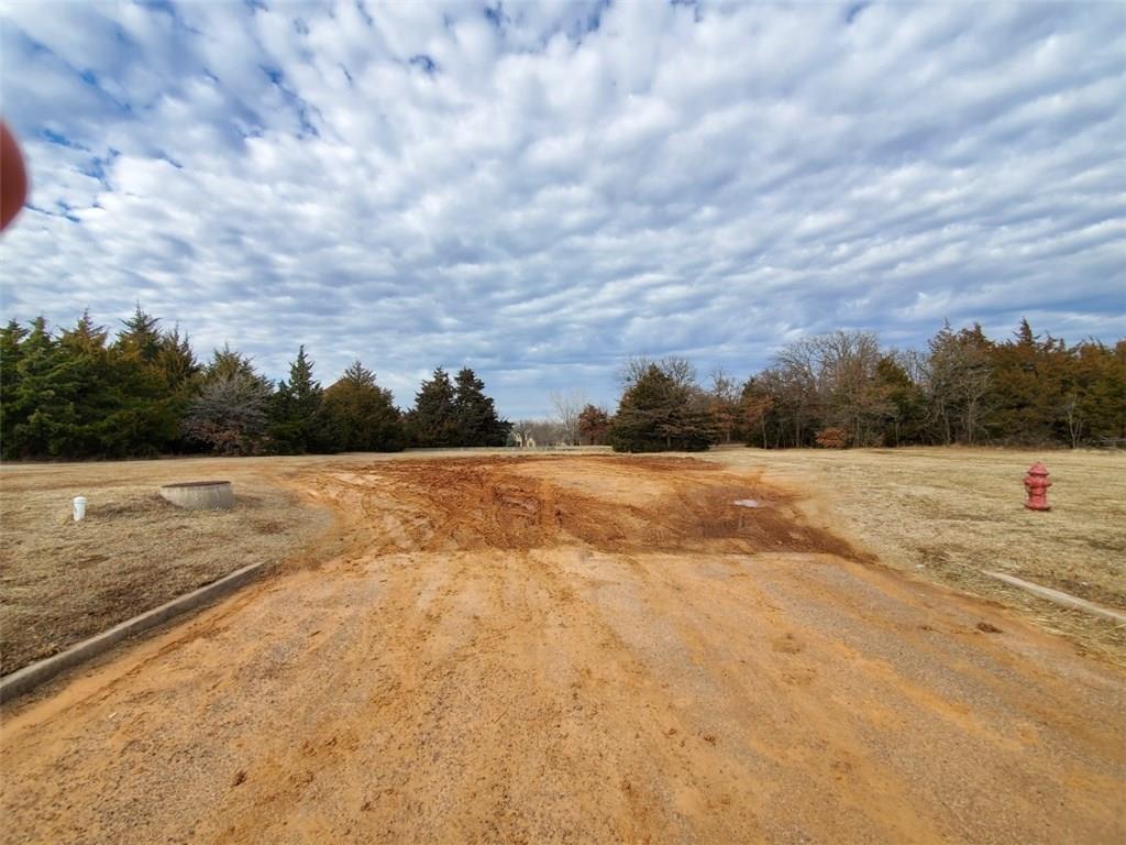 000 Private Road Property Photo 5