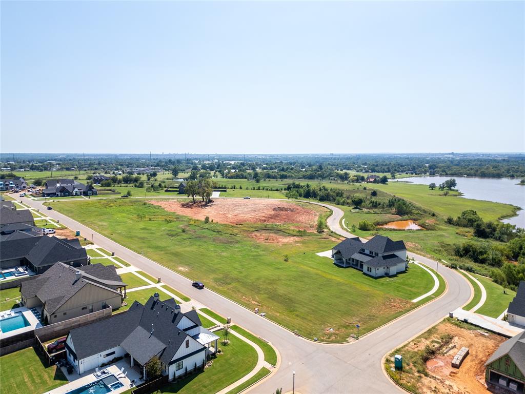 4500 Mahogany Hills Drive Property Photo 4