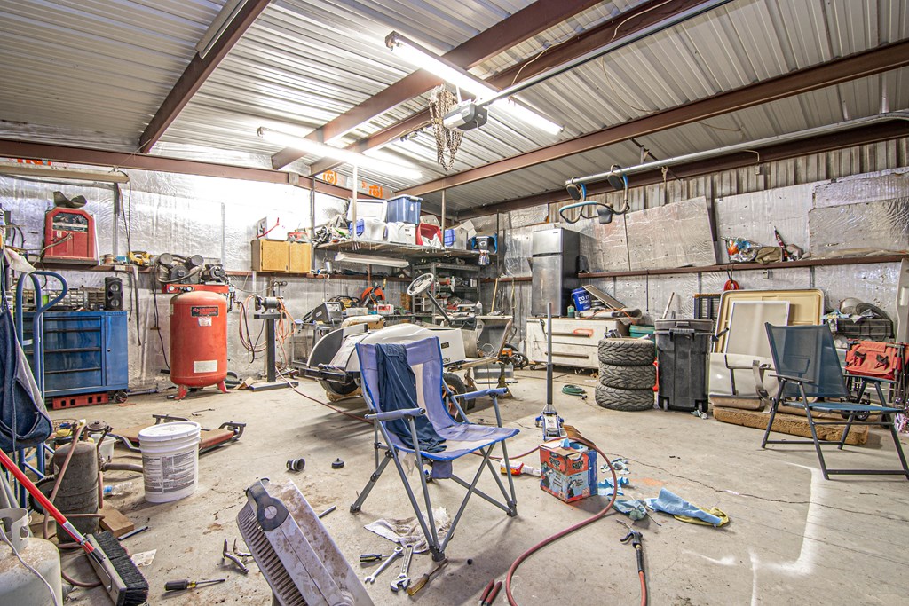 2904 N County Rd 1140 Property Photo 7