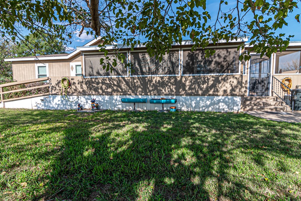 2904 N County Rd 1140 Property Photo 8