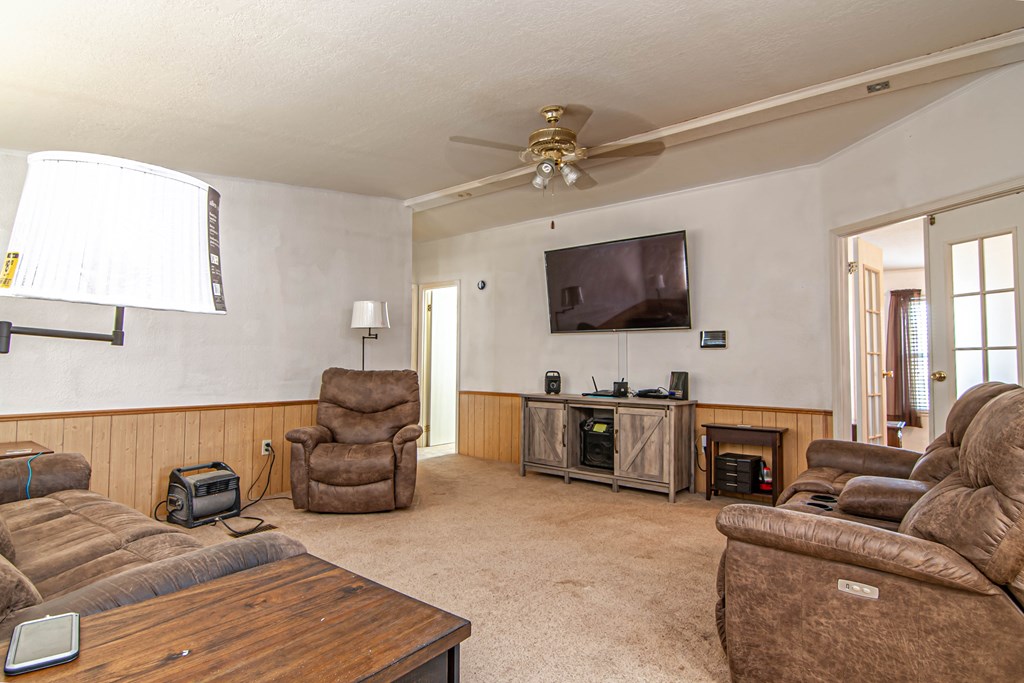 2904 N County Rd 1140 Property Photo 21