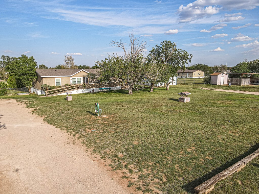 2904 N County Rd 1140 Property Photo 27