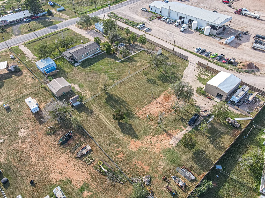 2904 N County Rd 1140 Property Photo 30