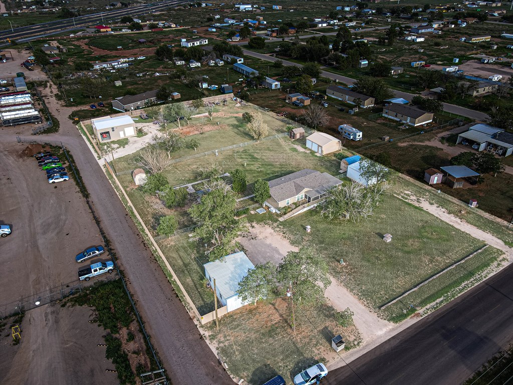 2904 N County Rd 1140 Property Photo 33