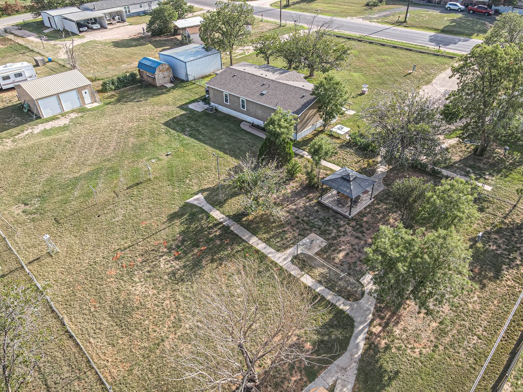 2904 N County Rd 1140 Property Photo 36