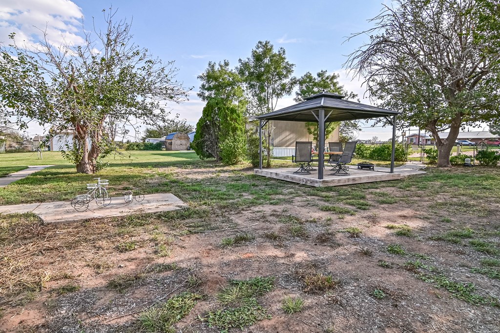 2904 N County Rd 1140 Property Photo 44