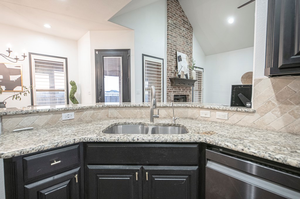 2507 N County Rd 1278 Property Photo 19