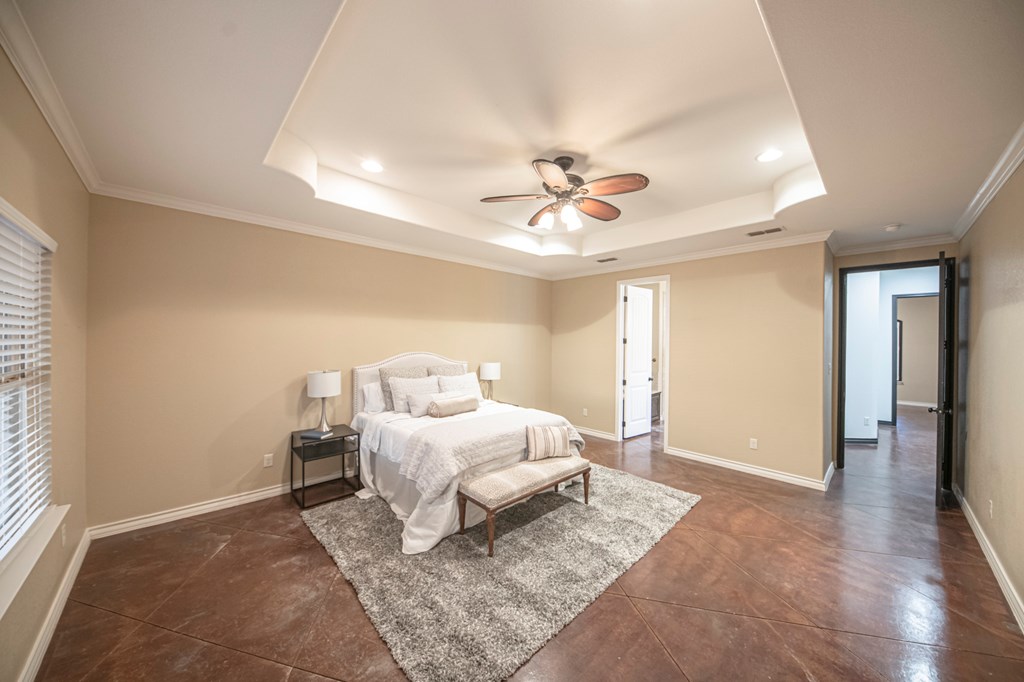 2507 N County Rd 1278 Property Photo 44