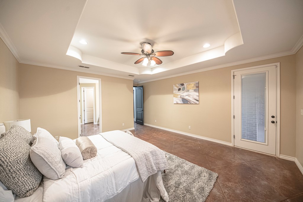 2507 N County Rd 1278 Property Photo 45