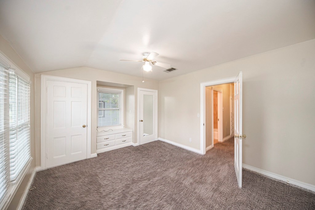 2109 Brunson Ave Property Photo 39