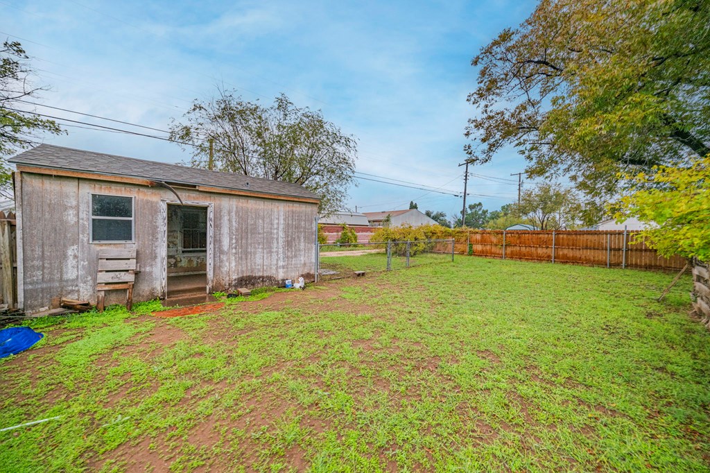 2109 Brunson Ave Property Photo 48