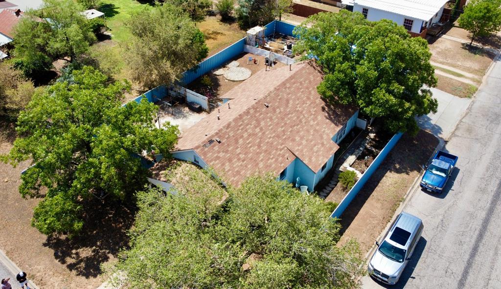 909 N St. Paul Property Photo 26