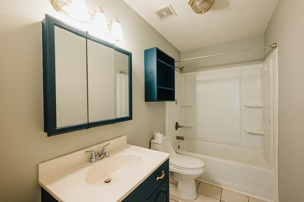 9002 S County Rd 1310 Property Photo 16