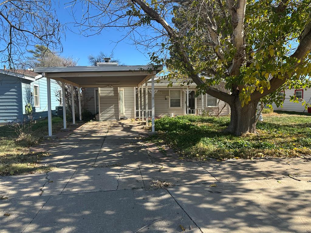 808 Nw 8th St Property Photo 1