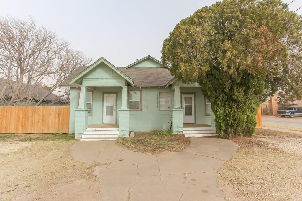 1513 Scurry St Property Photo 1