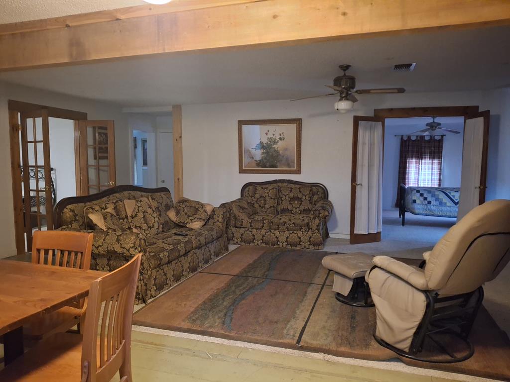 1411 25th St Property Photo 8