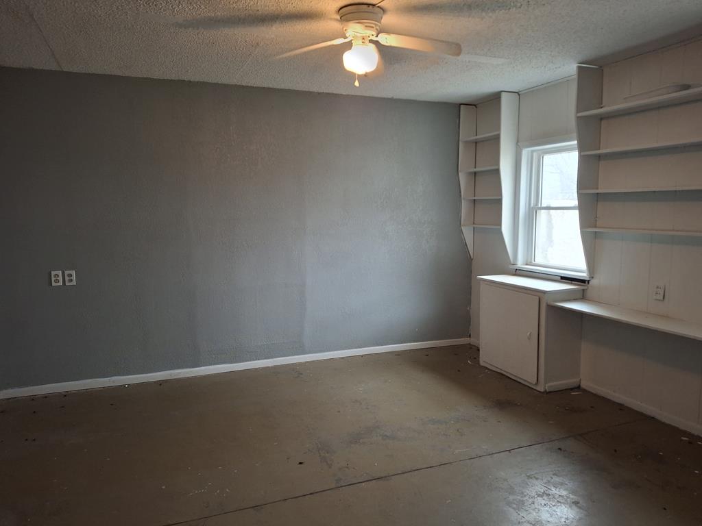 1411 25th St Property Photo 16