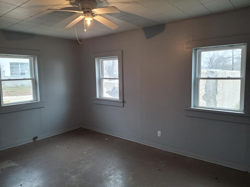 1411 25th St Property Photo 19