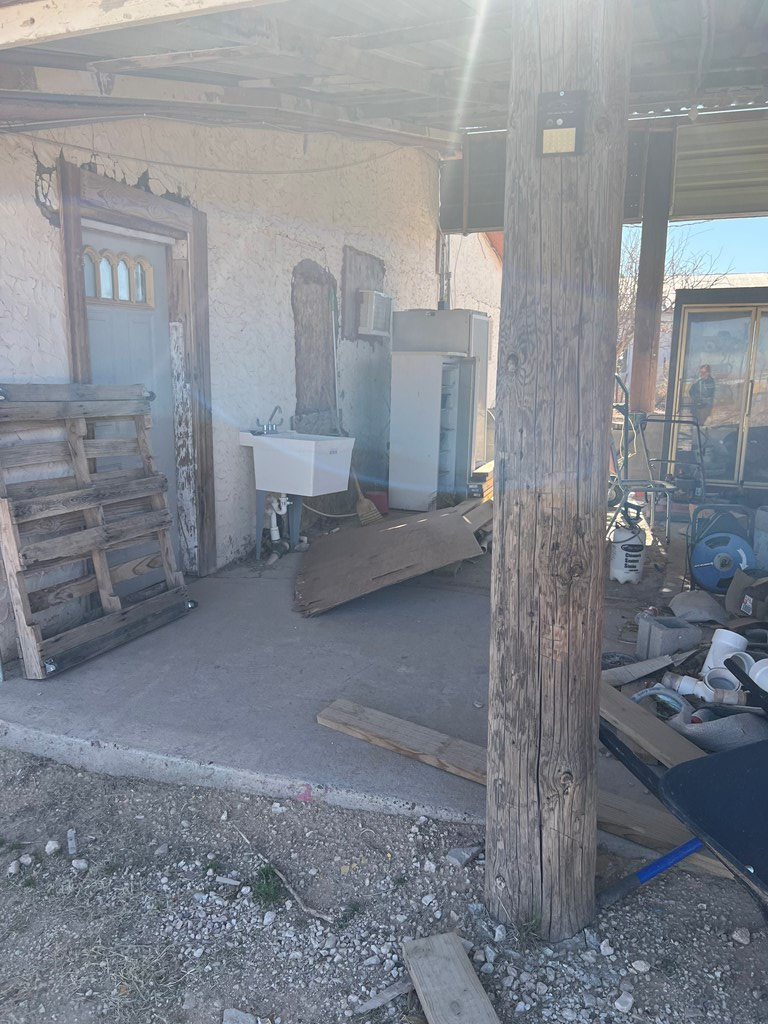 1103 N Hwy 385 Property Photo 16