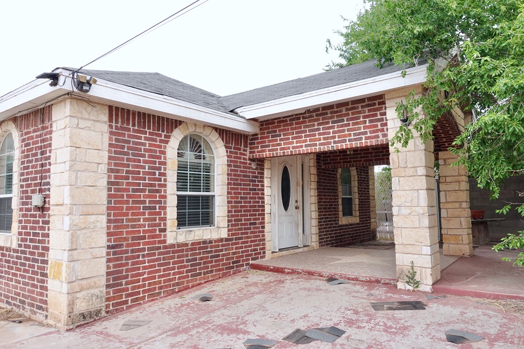 1311 Mulberry Property Photo 4
